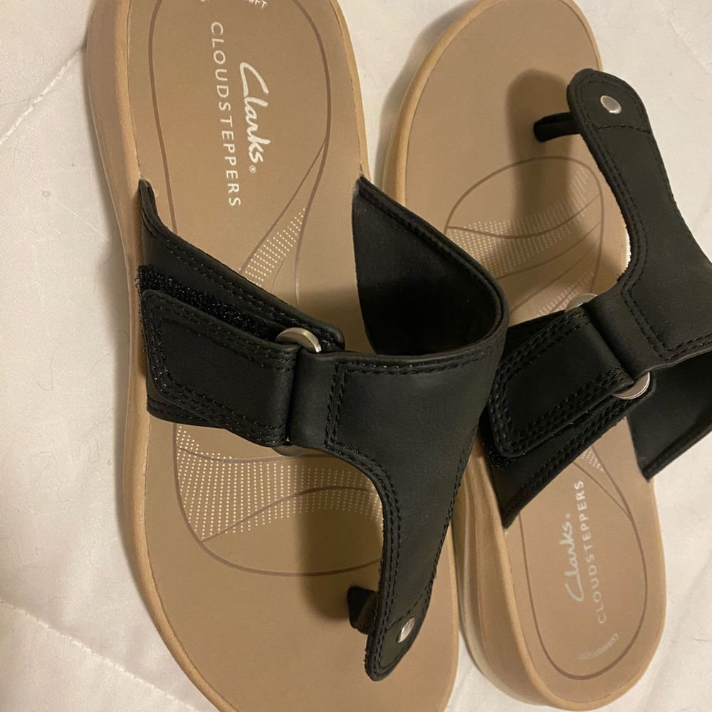 Clarks Cloudsteppers Sandals